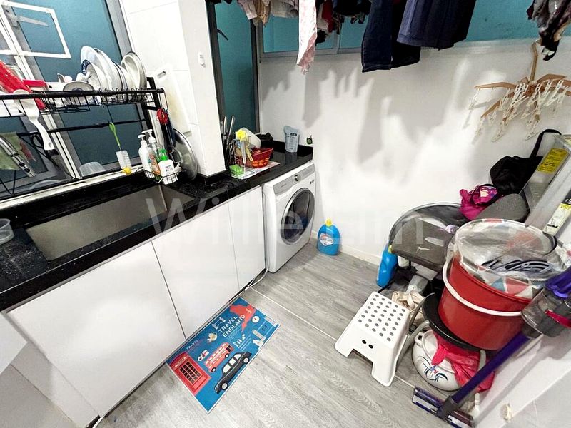 1 Bed Apartment (Condo) for Rent in  The Daffodil - Image 7